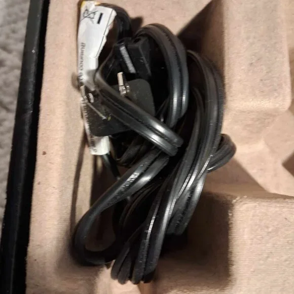 BELKIN N600 DUAL BAND ROUTER - Picture 6 of 6